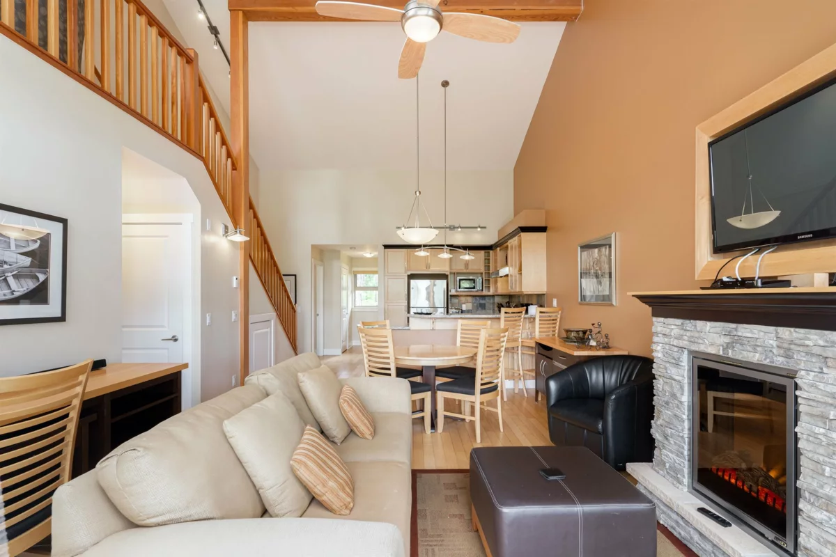 Primary Bedroom Photo of 30B 12849 Lagoon Road, Madeira Park, BC