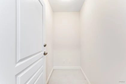 422 4078 Knight Street, Vancouver, BC, Vancouver — Apartment/Condo for sale