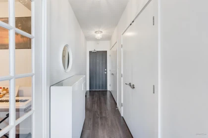 Entry Foyer Photo of 3007 3080 Lincoln Avenue, Coquitlam, BC