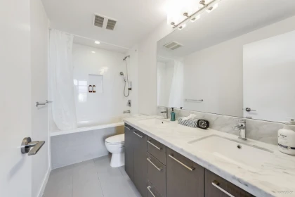 Guest Bathroom Photo of 3007 3080 Lincoln Avenue, Coquitlam, BC