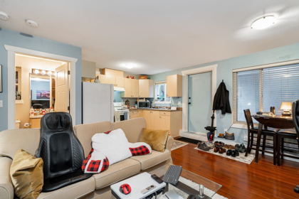 Basement Recreation Room Photo of 19079 67a Avenue, Surrey, BC