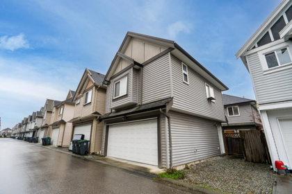 Hot Tub / Spa Photo of 19079 67a Avenue, Surrey, BC
