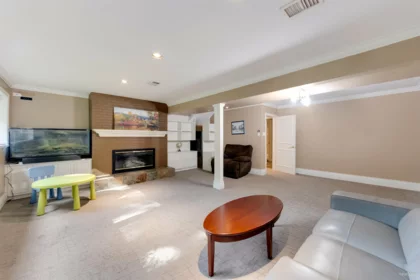 2706 Edgemont Boulevard, North Vancouver, BC, North Vancouver — Single Family Residence for sale