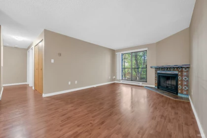 207 7291 Moffatt Road, Richmond, BC, Richmond — Apartment/Condo for sale