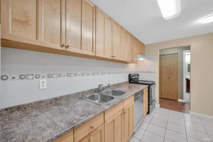 Primary Bathroom Photo of 207 7291 Moffatt Road, Richmond, BC