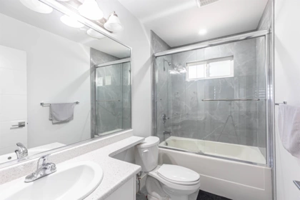 Walk-In Closet Photo of 16373 15 Avenue, Surrey, BC