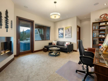 Mudroom Photo of 8529 Ashleigh Mcivor Drive, Whistler, BC