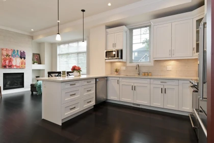 Family Room Photo of 16455 22 Avenue, Surrey, BC
