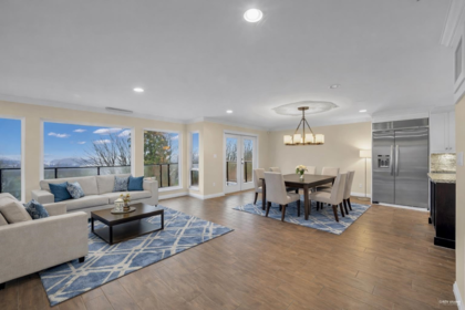 Kitchen Island Photo of 5807 Highfield Drive, Burnaby, BC