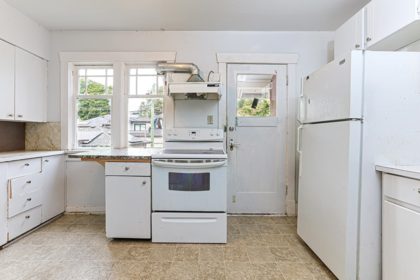 Breakfast Nook Photo of 4557 W 14th Avenue, Vancouver, BC