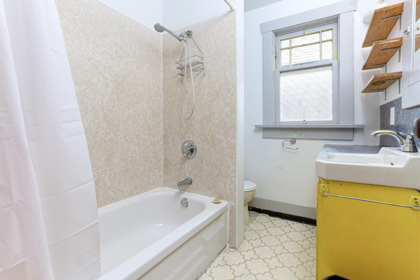 Laundry Room Photo of 4557 W 14th Avenue, Vancouver, BC