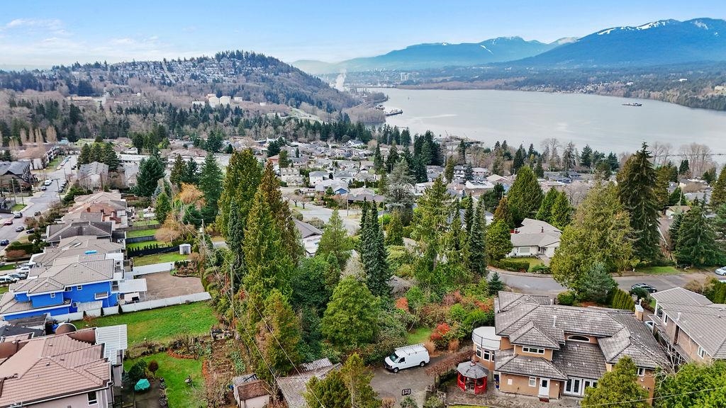 Primary Bedroom Photo of 7258 Ridge Drive, Burnaby, BC