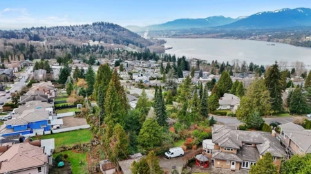 Primary Bedroom Photo of 7258 Ridge Drive, Burnaby, BC