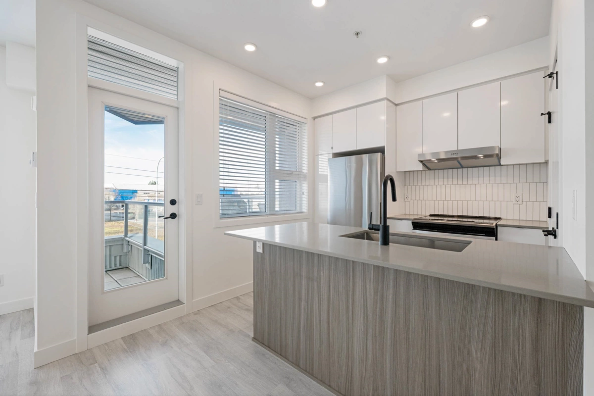 Breakfast Nook Photo of 307 32828 Landeau Place, Abbotsford, BC