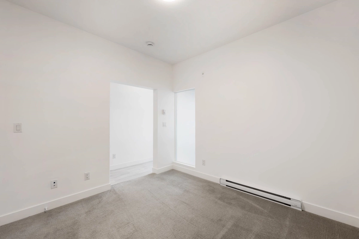 Entry Foyer Photo of 307 32828 Landeau Place, Abbotsford, BC