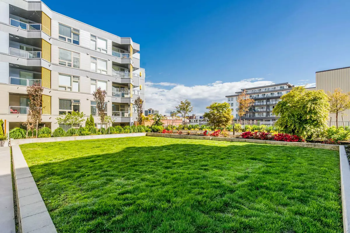 Outdoor Deck Photo of 307 32828 Landeau Place, Abbotsford, BC