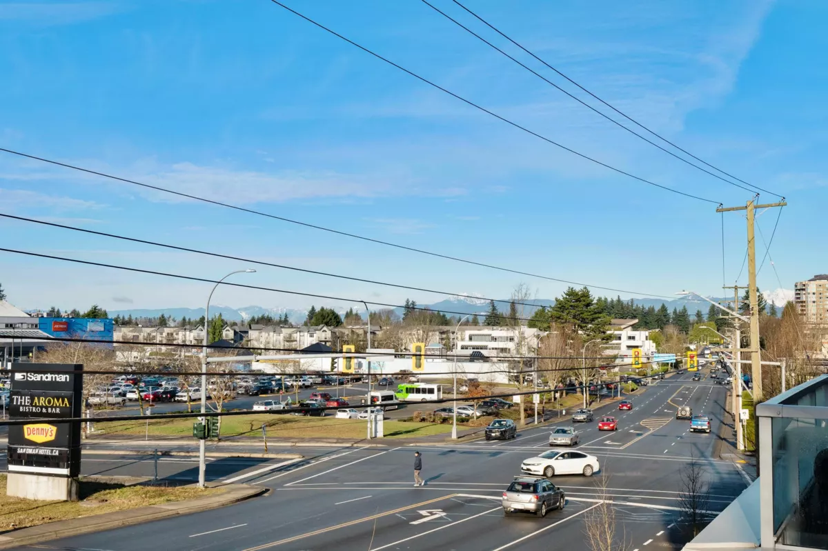 Staircase Photo of 307 32828 Landeau Place, Abbotsford, BC
