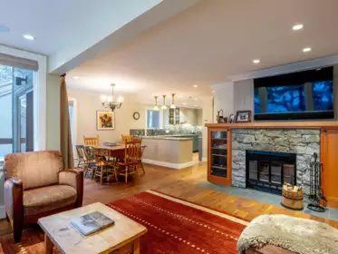 13 6127 Eagle Ridge Crescent, Whistler, BC, Whistler — Townhouse for sale