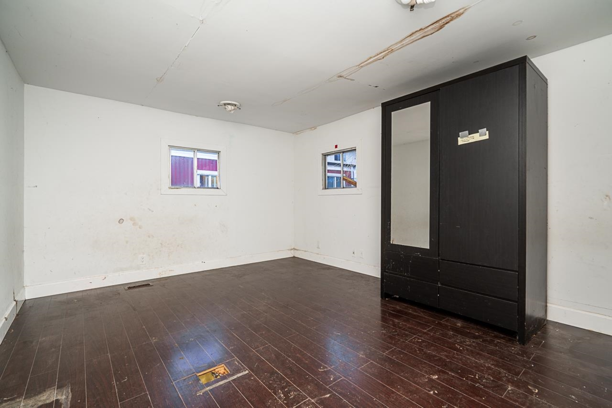 Bedroom 3 Photo of 54 26892 Fraser Highway, Langley, BC