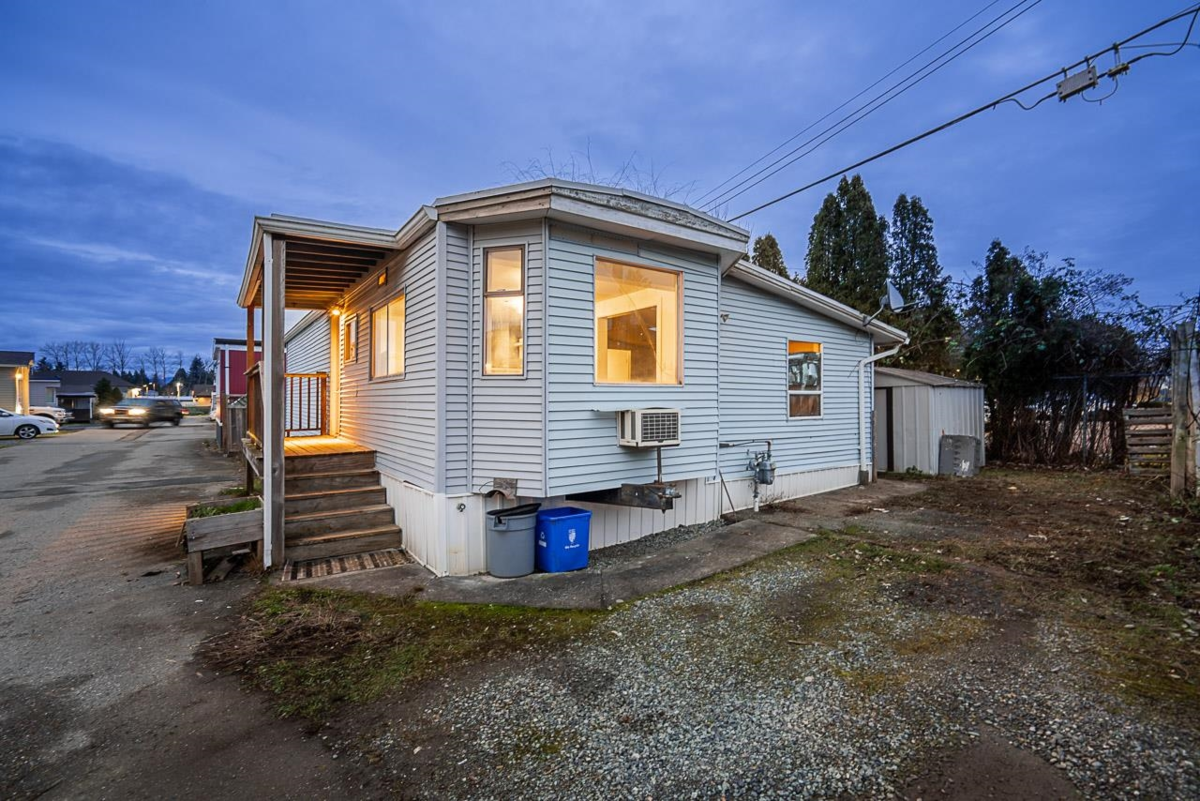 Living Room Photo of 54 26892 Fraser Highway, Langley, BC