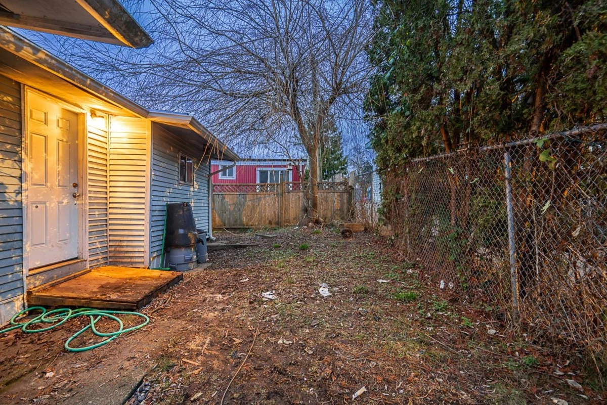 Mudroom Photo of 54 26892 Fraser Highway, Langley, BC