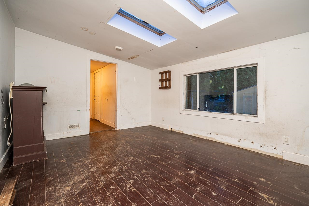 Primary Bathroom Photo of 54 26892 Fraser Highway, Langley, BC