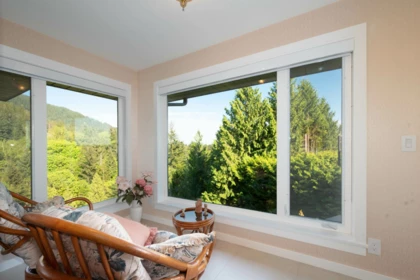 Breakfast Nook Photo of 4228 Rockridge Crescent, West Vancouver, BC