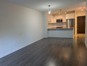 Kitchen Island Photo of 103 1152 Windsor Mews, Coquitlam, BC