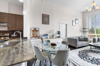 405 13468 King George Boulevard, Surrey, BC, Surrey — Apartment/Condo for sale