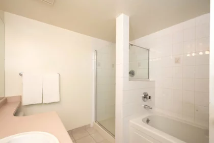 Hallway Photo of 203 1488 Hornby Street, Vancouver, BC