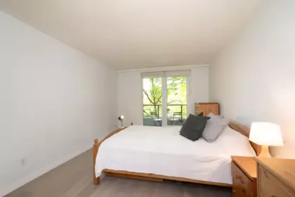 Laundry Room Photo of 203 1488 Hornby Street, Vancouver, BC