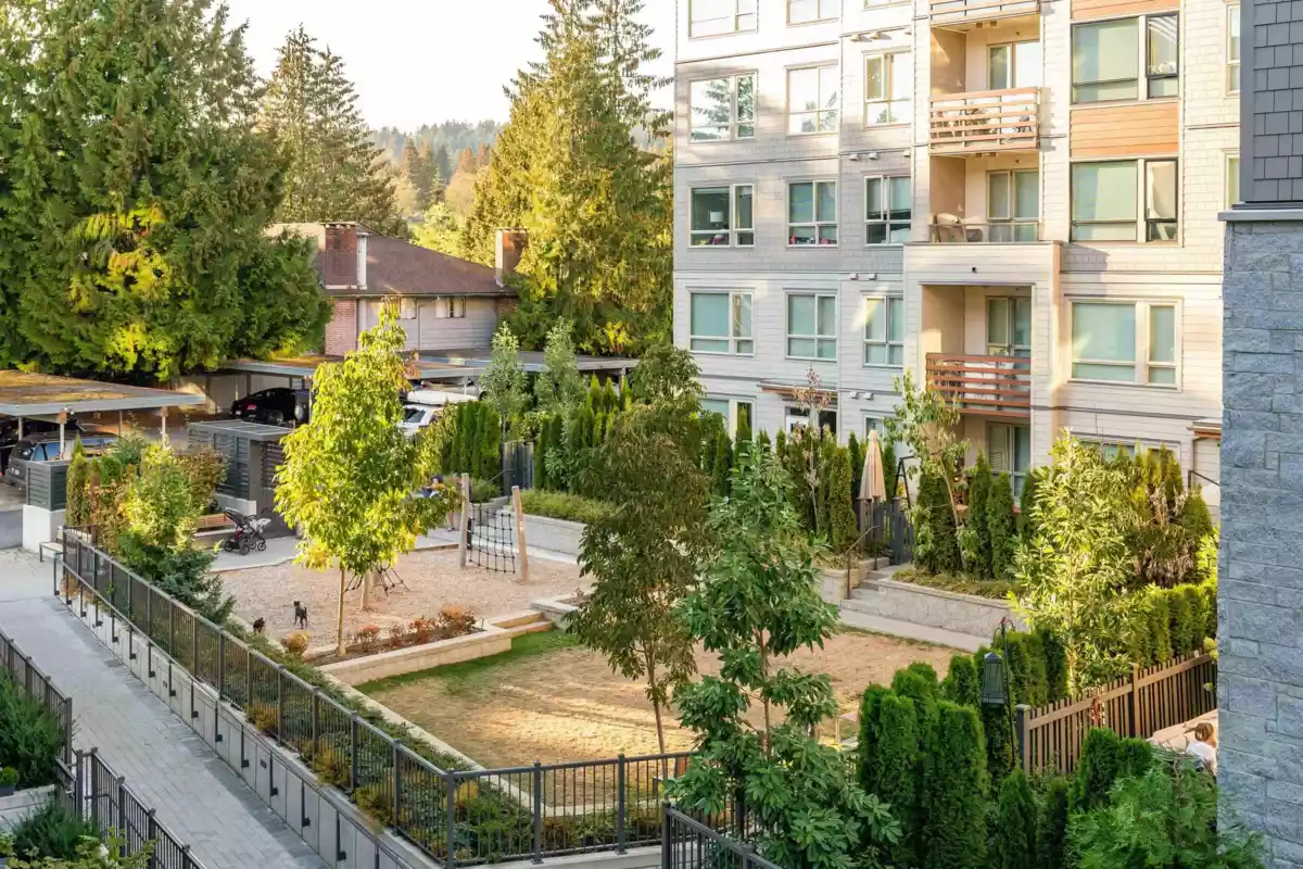 Primary Bathroom Photo of 101 2663 Library Lane, North Vancouver, BC