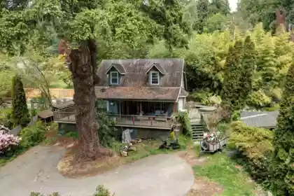 Office / Den Photo of 2602 Lower Road, Roberts Creek, BC