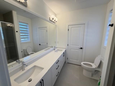Guest Bathroom Photo of 15 32970 Tunbridge Avenue, Mission, BC