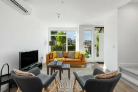 561 W 29th Avenue, Vancouver, BC