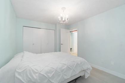 Bedroom 4 Photo of 206 1340 Duchess Avenue, West Vancouver, BC