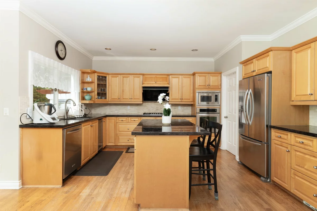 Bedroom 3 Photo of 2065 132a Street, Surrey, BC