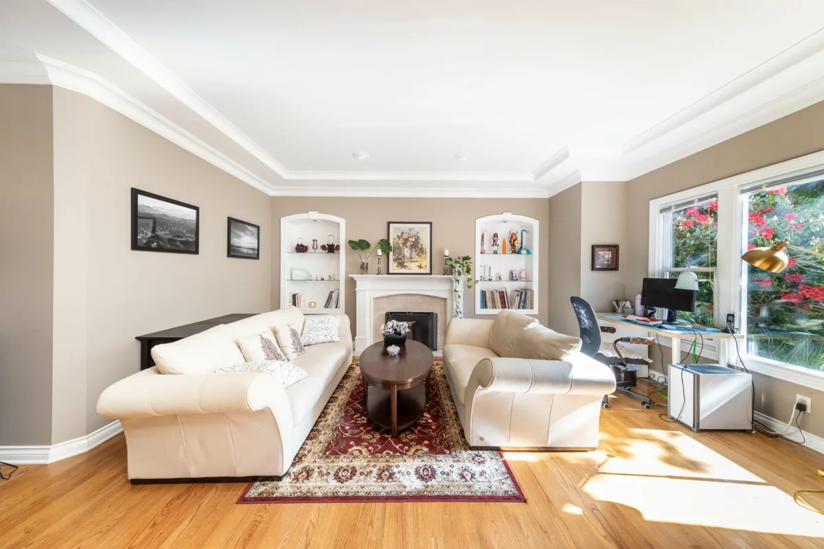 Dining Area Photo of 2065 132a Street, Surrey, BC