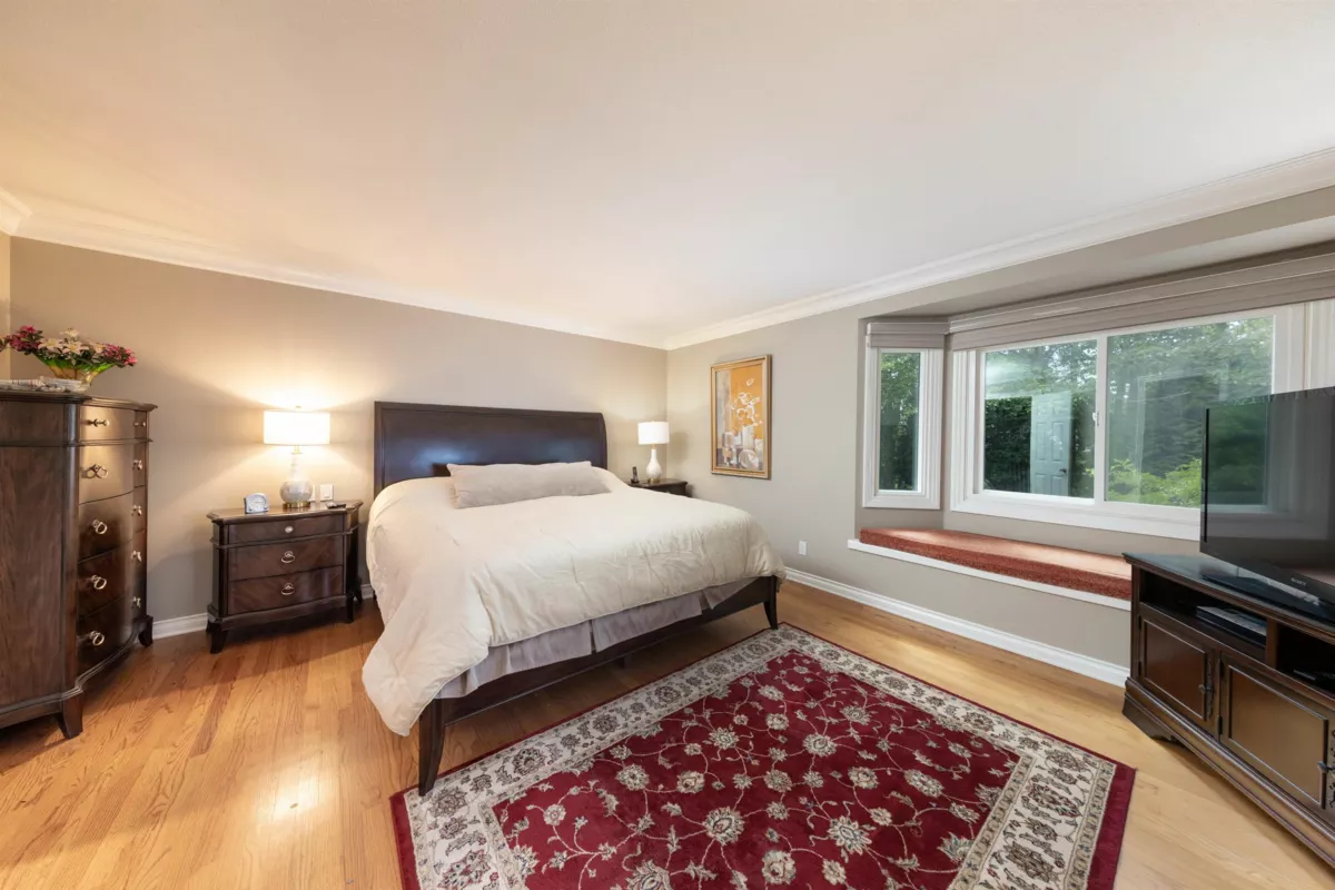 Laundry Room Photo of 2065 132a Street, Surrey, BC