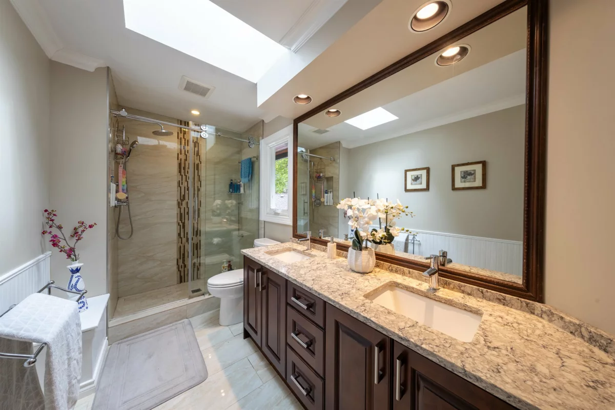 Outdoor Deck Photo of 2065 132a Street, Surrey, BC