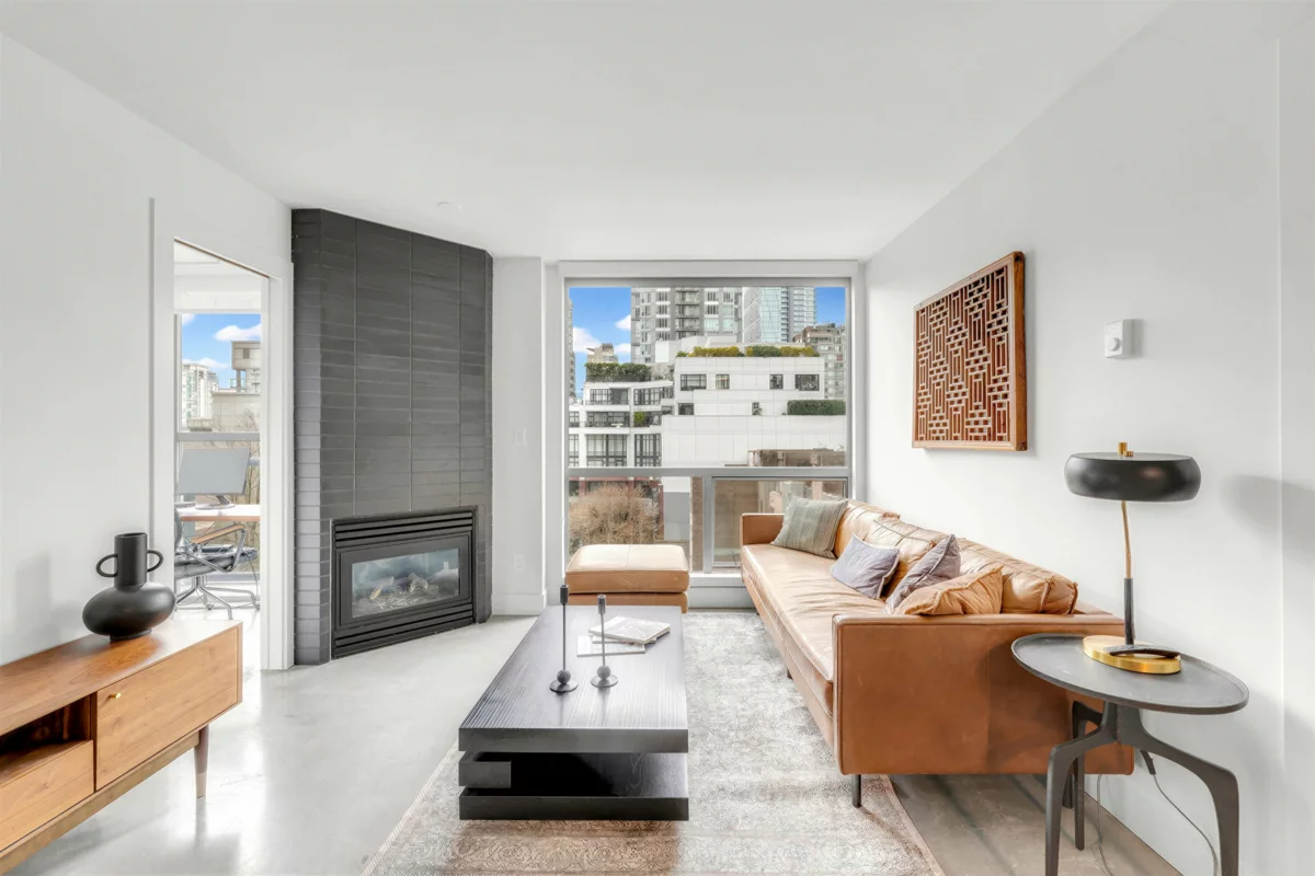 Living Room Photo of 505 928 Richards Street, Vancouver, BC