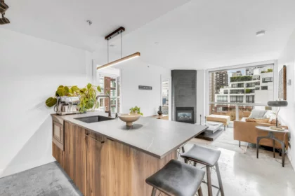 505 928 Richards Street, Vancouver, BC, Yaletown — 2 bed apartment/condo for sale