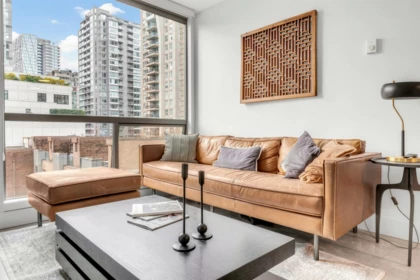 505 928 Richards Street, Vancouver, BC