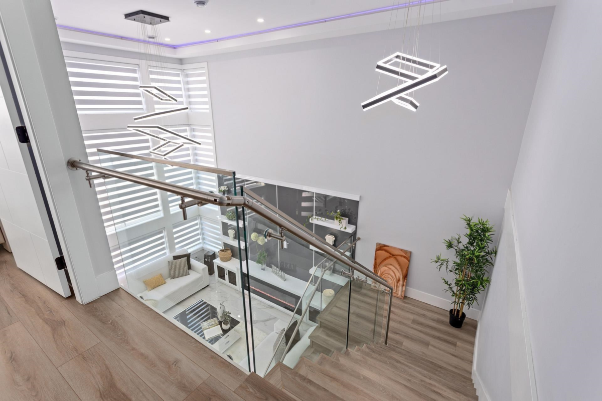 Dining Area Photo of 836 Macintosh Street, Coquitlam, BC