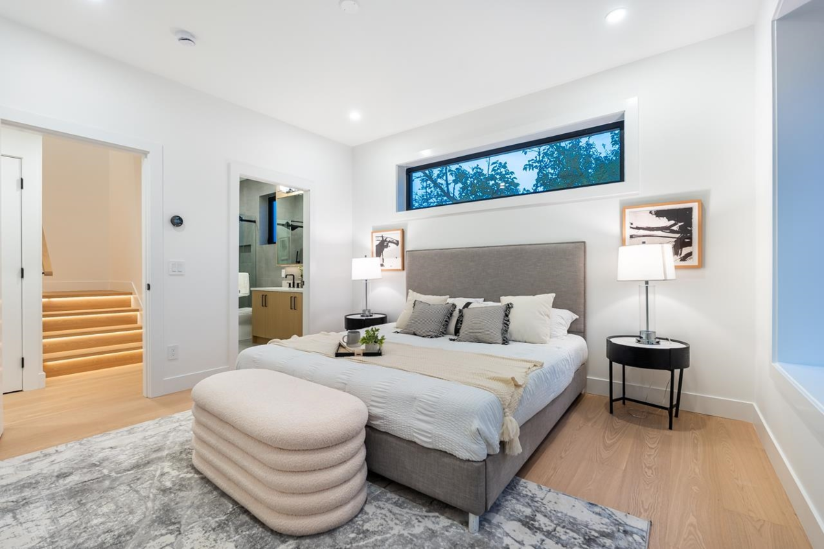 Powder Room Photo of 487 E 31 Avenue, Vancouver, BC