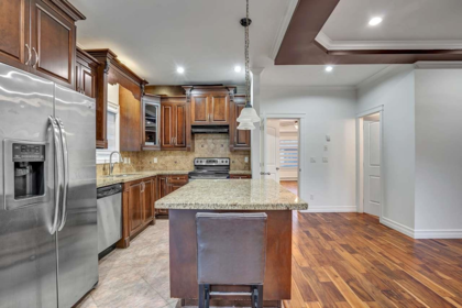 Kitchen Photo of 14188 62b Avenue, Surrey, BC