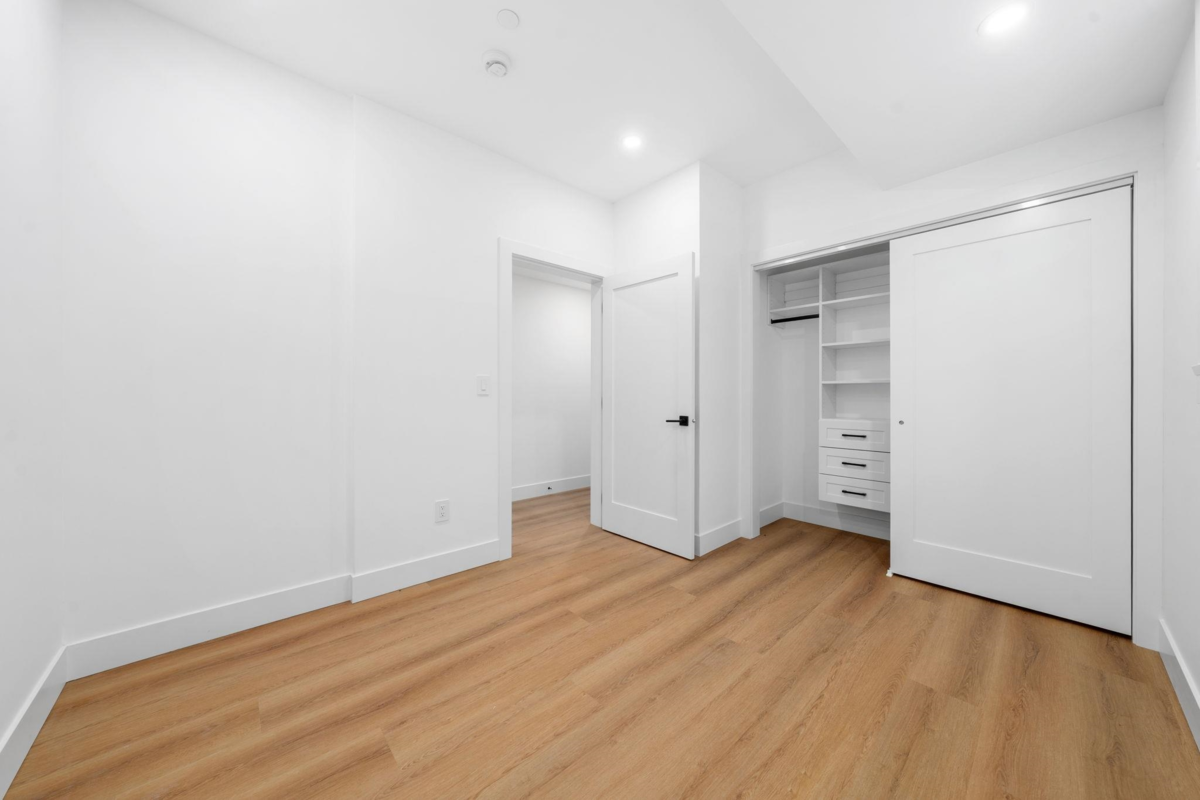 Front Yard Photo of 2530 Mcgill Street, Vancouver, BC