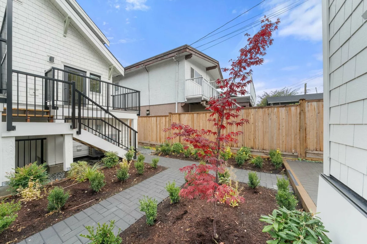 Mudroom Photo of 2530 Mcgill Street, Vancouver, BC