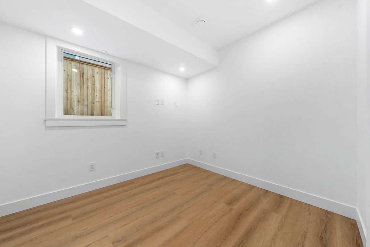 Outdoor Deck Photo of 2530 Mcgill Street, Vancouver, BC