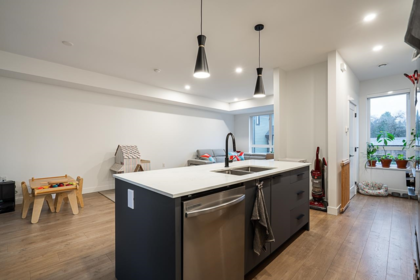 14 10527 155 Street, Surrey, BC, Surrey — Townhouse for sale